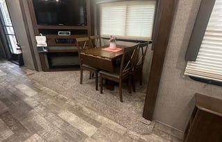 Beautiful Forest River Rockwood - Sleeps 4