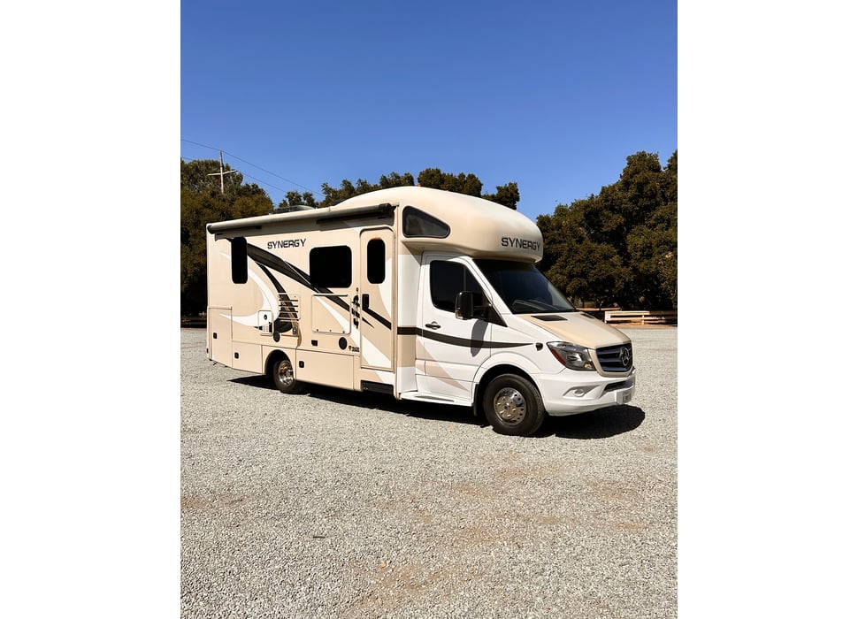Class C Motor Home rentals in Gilroy