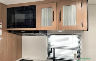 2024 New Forest River Prime Time Avenger Sleeps 6