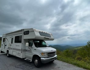 Coachmen RV Leprechaun 290
