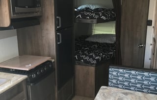 2018 Dutchmen RV Coleman Lantern Series 215BH