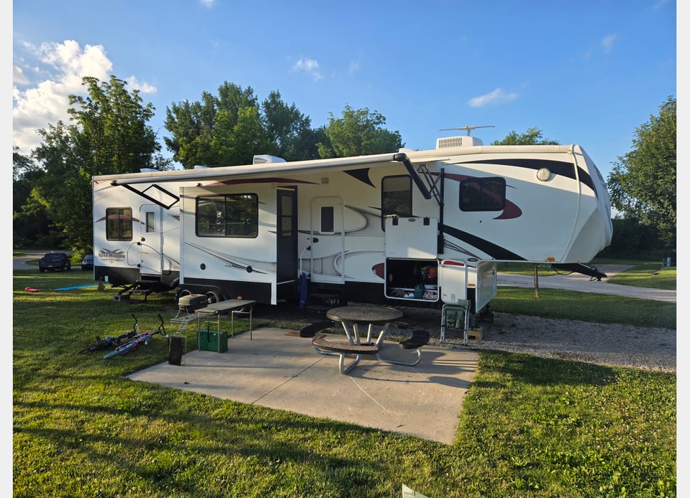 Fifth Wheel rentals in Sioux Falls