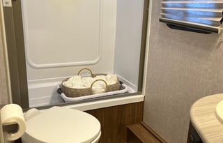 The Great Escape - 2021 Northwood Nash 24B