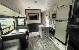 2022 Jayco Eagle HT 29.5BHDS Full Service Set Up