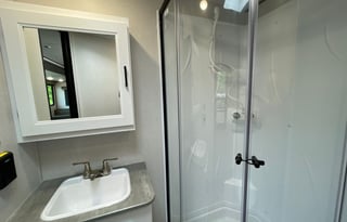 2022 Keystone RV Hideout 32LBH