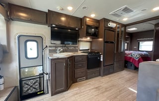 Orien's Freedom Traveler Class A