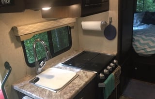 2021 Thor Motor Coach Freedom Elite 22FE