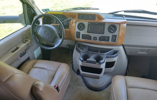 2011 Winnebago Access 31C