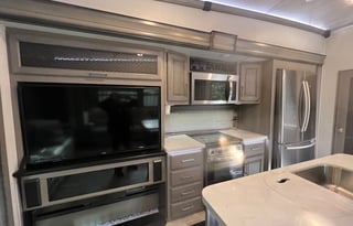 2021 Keystone RV Montana 3121RL