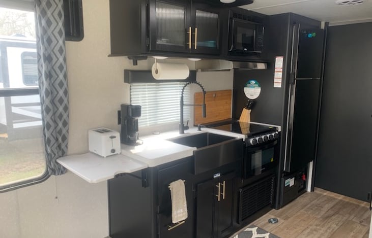 Modern conveniences while enjoying the outdoors