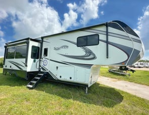 Grand Design Solitude S-Class 3950BH