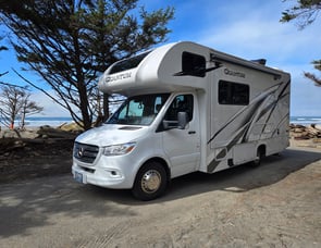 Thor Motor Coach Quantum Sprinter MB24