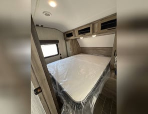 Forest River RV Cherokee Alpha Wolf 26RL-L