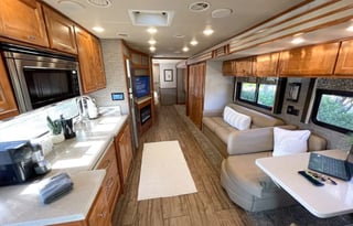 MEMORY MAKER: 2020 Tiffin Open Road - GlampersCA