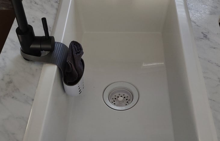 Large farmhouse sink