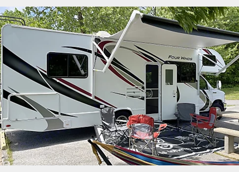 Class C Motor Home rentals in Springdale