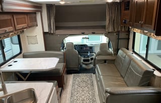 2019 Motorhome sleeps 10 extra large living space