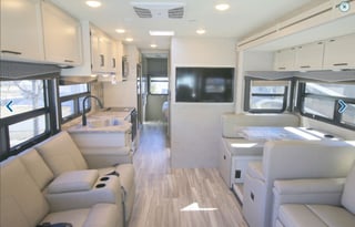 2020 Thor Ace 33.1 - La Dolce Vita