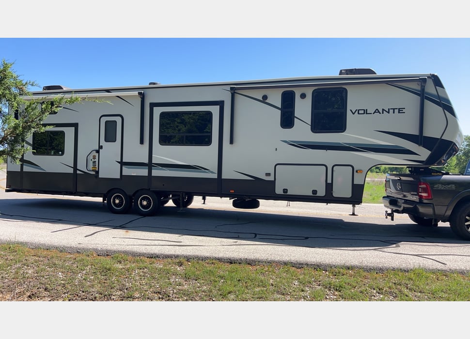 Fifth Wheel rentals in Forney
