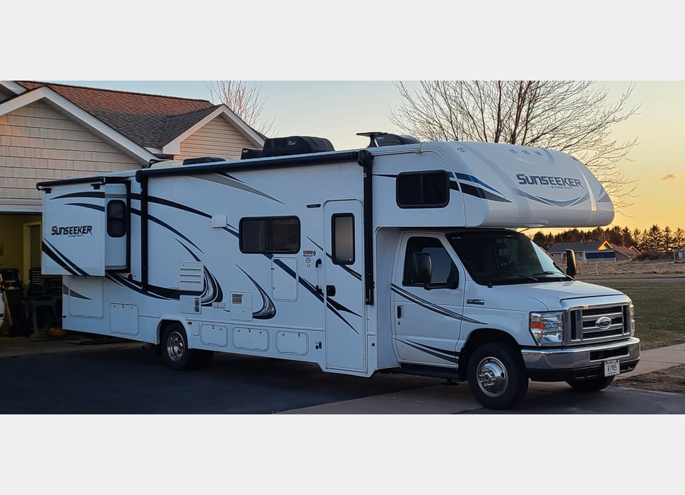 Class C Motor Home rentals in Prescott