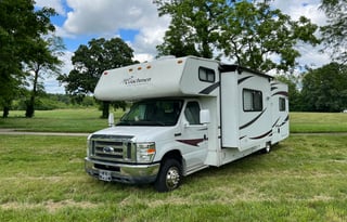 Family & Pet friendly Bunkhouse Motorhome