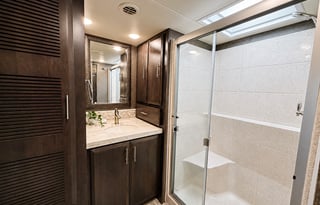 Thor Venetian Bunkhouse | Family Friendly RV