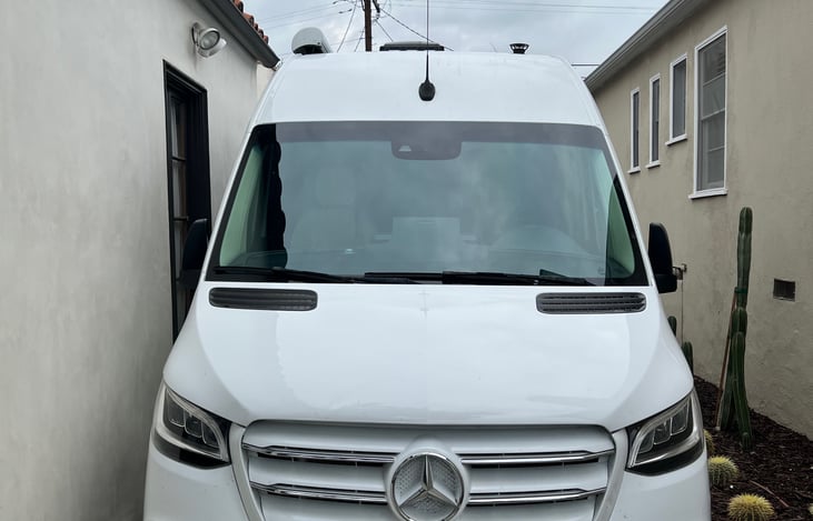 Fits in tight spaces unlike most RVs