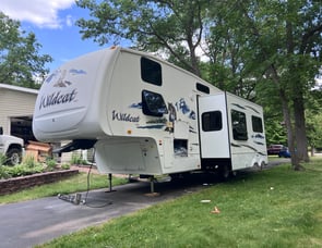 Forest River RV Wildcat 32QBBS