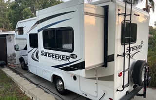 Fun in the Sunseeker 2019 by Forest River