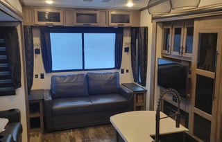 2021 Sabre Mid Bunk 5th wheel