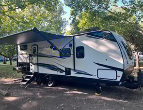 Coachmen RV Freedom Express Ultra Lite 258BHS