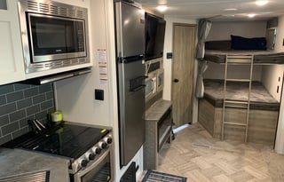 2021 PALMOMINO PUMA BUNKHOUSE