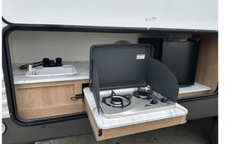 2023 Prime Time RV Avenger 24BHS