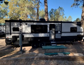 Keystone RV Hideout 282RKS