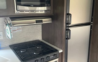 Stocked & Ready***2018 Forest River RV Salem 27DBK