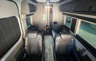 Luxury Mercedes Sprinter Cruiser Van Seats 8