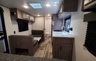 The little Oasis - Delivery Available