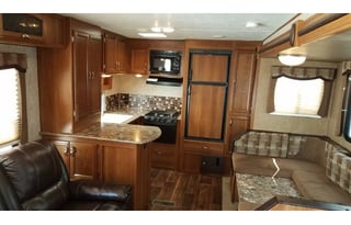 2015 Prime Time Avenger 28RKS