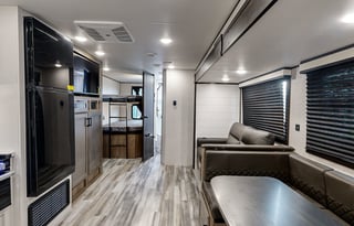 2024 Jayco  33ft Bunk house  (Delta Diamond)