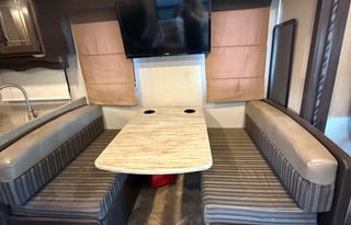 2018 Thor Windsport – Your Family’s Home on Wheels