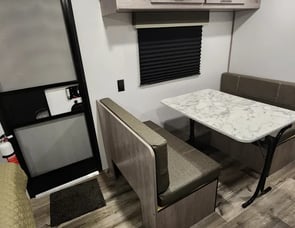 Keystone RV Coleman 17R