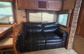 2010 Bunkhouse with 4 beds, sleeps 5-7 people