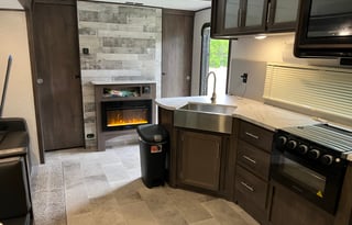 2021 Dutchmen RV Coleman Lantern Series 263BH