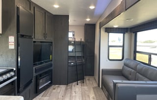 2022 KZ Sportsmen 292BHK