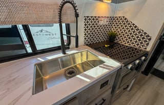 S-13 Luxury Medium Class C - Sunseeker 3010