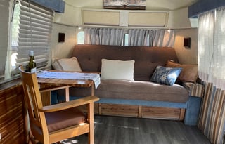 Silver Stays 1981 Airstream Excella II