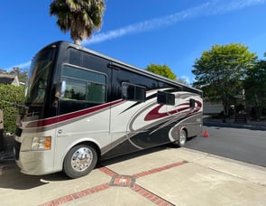 Tiffin Motorhomes Allegro 32 SA