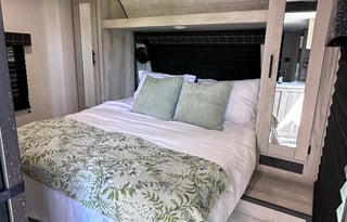 2 bdrm Camper with 2 A/C units!