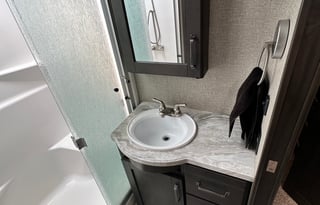 Brand New Glamping 5th Wheel- No Towing Necessary