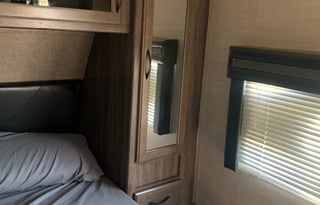 2019 Pacific Coachworks Powerlite 2514